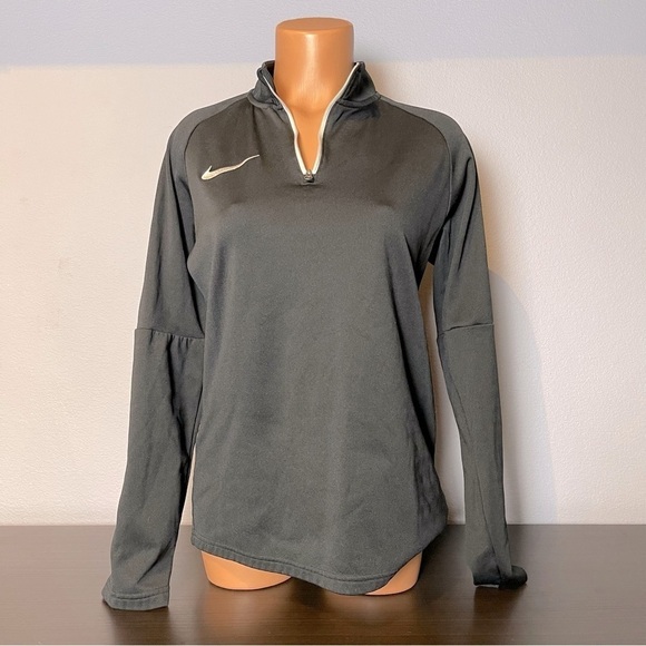 Nike Dri-Fit Long Sleeve Pullover Size S (J03) - Picture 1 of 4